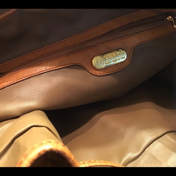 Auth Fendi Leather Croc Drawstring Hobo Bag XL - Picture 12 of 16